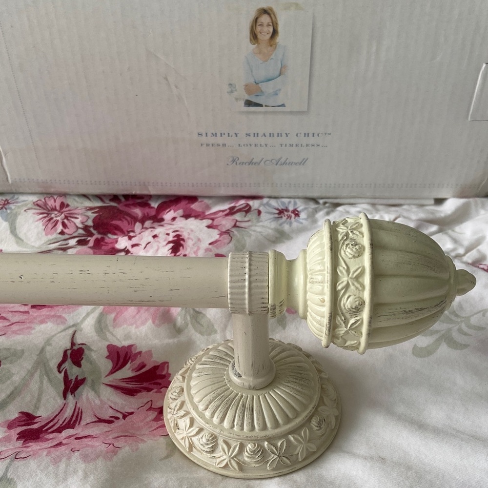 Simply Shabby Chic Cream Floral Roses Towel Bar NEW - Picture 5 of 16